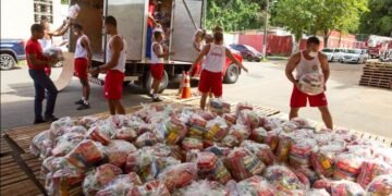 Salvador Shopping e Salvador Norte doam mil cestas básicas para vítimas das chuvas