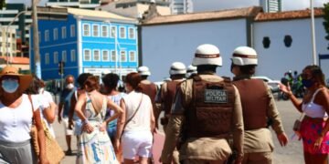 Operação Lavagem de Iemanjá reforça patrulhamento no Rio Vermelho