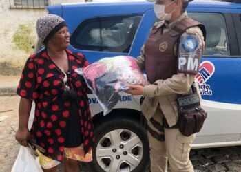 BCS Nova Cidade distribui cestas básicas em Vitória da Conquista