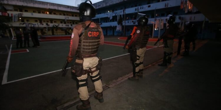 SSP e Seap investigam a entrada de armas em presídio