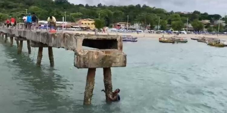 Moradores reclamam da lentidão em obra no terminal marítimo