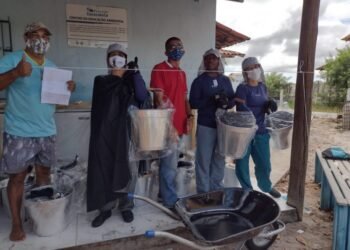 Pescadores e marisqueiros de Maraú recebem equipamentos de trabalho para aumentar a renda