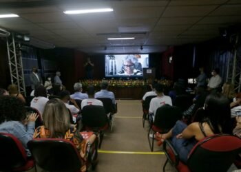 Ano letivo começa na rede estadual com investimentos da ordem de R$ 83 milhões