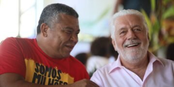 Valmir diz que Wagner é candidato e que grupo marchará unido nas eleições deste ano