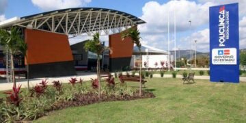 Policlínica de Santa Maria da Vitória contrata médicos com salários de até R$ 11 mil; confira vagas