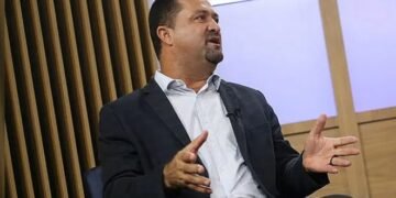 “O governo federal não se preocupa com o Brasil por inteiro”