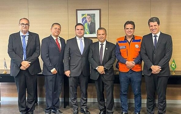 Presidente da UPB solicita a ministro recursos para reconstrução de cidades afetadas pelas chuvas