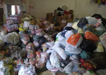 Cruz das Almas: vereadores denunciam donativos mal armazenados