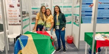 Estudantes de Livramento de Nossa Senhora representam a Bahia em evento científico em Dubai