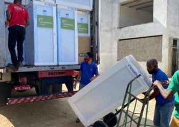 Governo do Estado inicia entrega de eletrodomésticos em Medeiros Neto