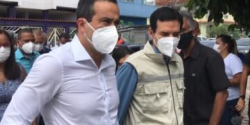 Bruno diz que só pensará na mudança dos secretários na segunda quinzena de março