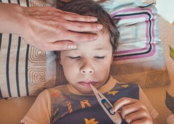 Ômicron: crianças estão entre os mais vulneráveis da nova variante do coronavírus