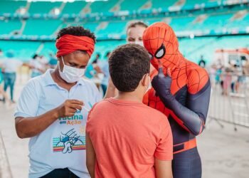 Prefeitura abre agendamento para crianças serem vacinadas em casa