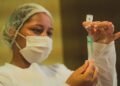 Secretaria de Saúde de Ilhéus alerta para baixa procura por 3ª dose contra covid