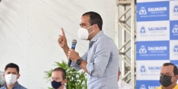 ‘Inadmissível’, diz Bruno Reis sobre protesto com vandalismo a ônibus