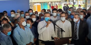 Limite de 1,5 mil pessoas para eventos não significa que pode ter Carnaval, diz Rui