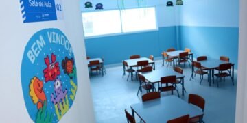 Justiça proíbe contratações de professores municipais por Reda