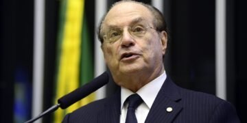 Paulo Maluf é internado com Covid-19 em hospital de SP