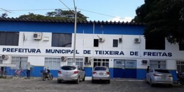 Teixeira de Freitas: após ação, aulas presenciais são retomadas