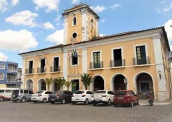 Prefeitura de Santo Amaro firma contrato com empresa investigada