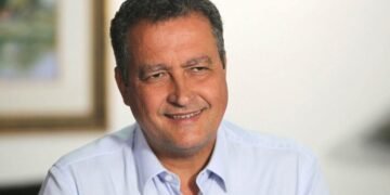 Nossa oposição tem vergonha de assumir aliança com Bolsonaro, afirma Rui Costa