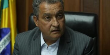 Rui promete anunciar decisão sobre desobrigação do uso das máscaras ainda nesta semana