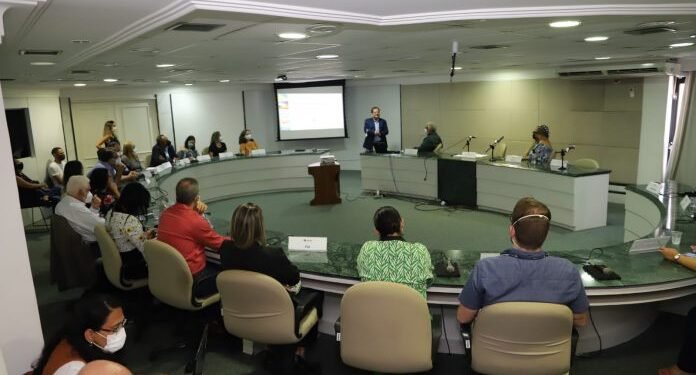 Setur apresenta ações para fomento do turismo baiano, em reunião do Contur