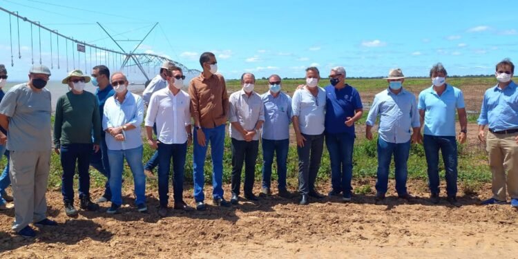 Investidores do Sul da Bahia conhecem oportunidades de negócios com cacau no Cerrado e do Polo Agroindustrial