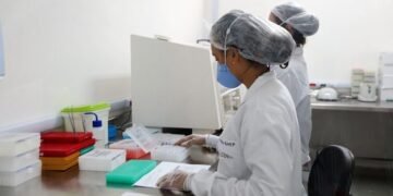 Lacen registra queda no número de casos positivos de Covid-19