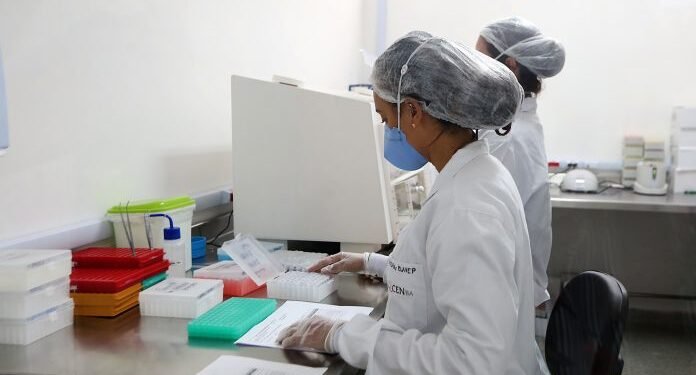 Lacen registra queda no número de casos positivos de Covid-19