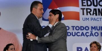 ‘Para quem nasce em berço de ouro, política é fazer trama’, diz Rui sobre oposição