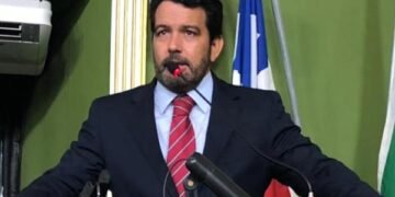 Paulo Magalhães Jr. atribui desempenho de Neto em pesquisa a legado em Salvador