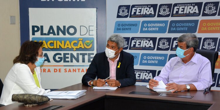 Colbert Martins diz que Jerônimo Rodrigues seria bom nome para disputar o governo e secretário agradece