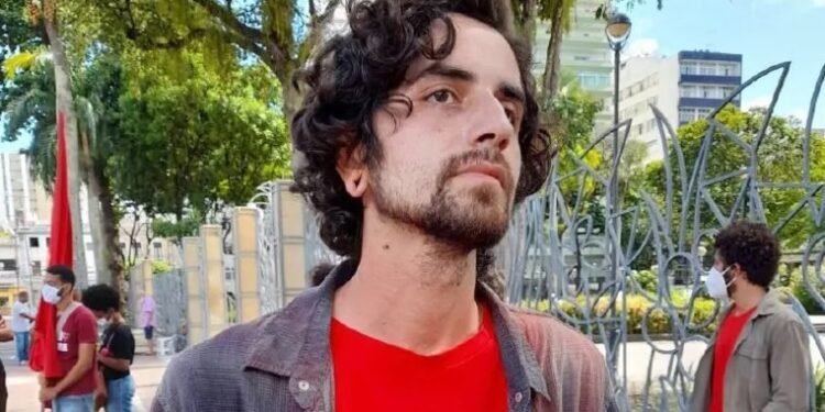 PCB anuncia pré-candidato a governador da Bahia