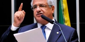 Bacelar oficializa saída do Podemos e filiação ao PV