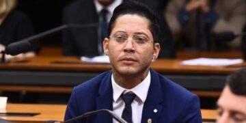 Kannário sugere à ministra Tereza Cristina doação de trator para associação rural quilombola de Campo Formoso