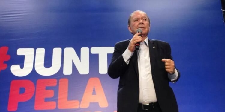 “Eu não sou traidor”, diz Leão sobre saída de base governista