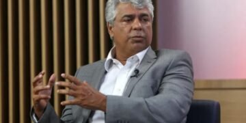 “Prefeitos têm tido pouca importância na administração pública”