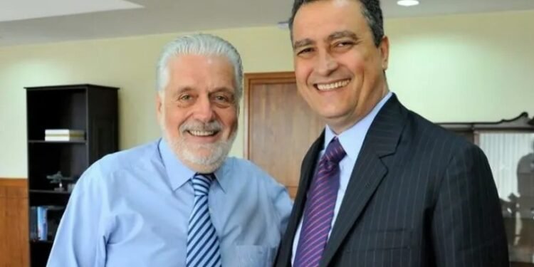 Rui Costa posta foto com Wagner após insinuação de Leão