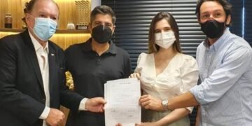 Neta de prefeito de Paulo Afonso se filia ao PP para ser candidata