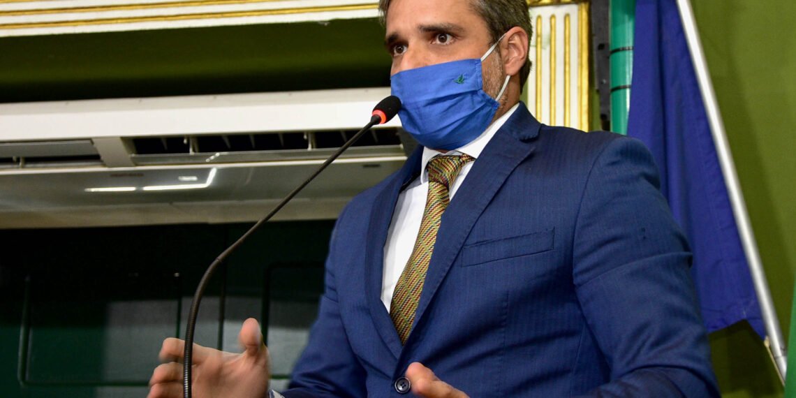 ‘Estamos vivendo uma guerra’, diz vereador Alberto Braga sobre violência na Bahia
