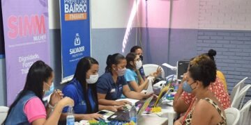 Caravana da Mulher leva serviços gratuitos para a população de Salvador