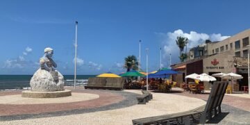 Amaralina é a localidade com mais mulheres e idosos no Brasil