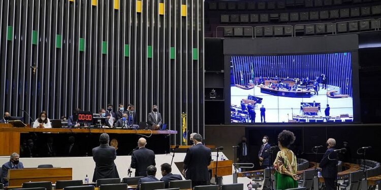 Confira como votaram os deputados baianos na urgência do PL da mineração