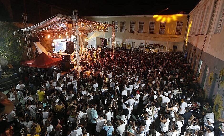 Limite de público em eventos é ampliado para 8 mil pessoas na Bahia