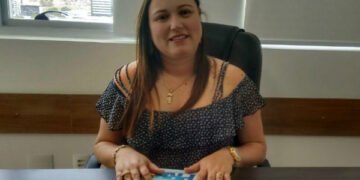 Prefeita de Itiruçu diz que não pode pagar reajuste de professor