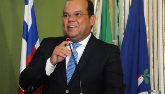 Geraldo Jr. convoca vereadores para escolher Mesa Diretora após mudar lei