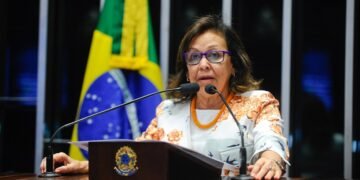 Lídice quer convocar ministro da Educação após divulgação de áudio