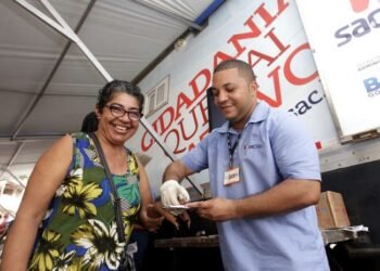 SAC Móvel realiza atendimento exclusivo para mulheres em Salvador