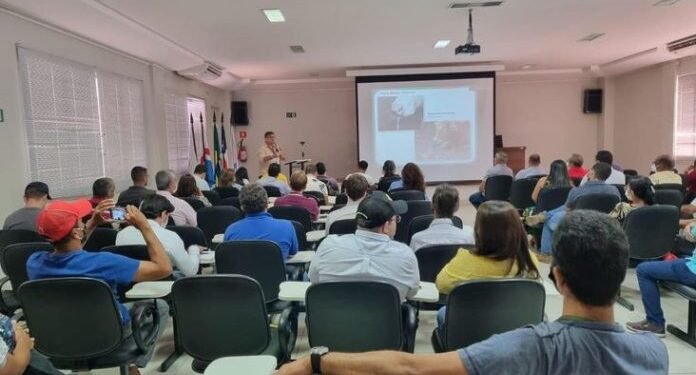 Adab realiza evento sobre participação dos criadores na vigilância contra a febre aftosa